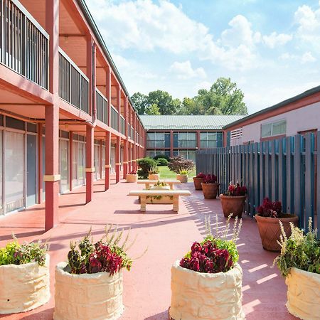 Americas Best Value Inn St. Joseph At I-29 Экстерьер фото