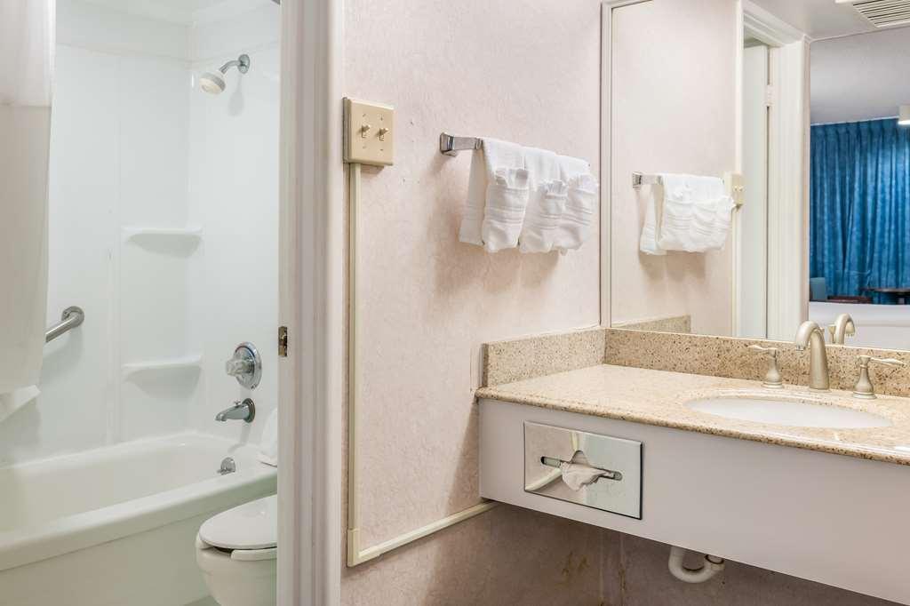 Americas Best Value Inn St. Joseph At I-29 Экстерьер фото