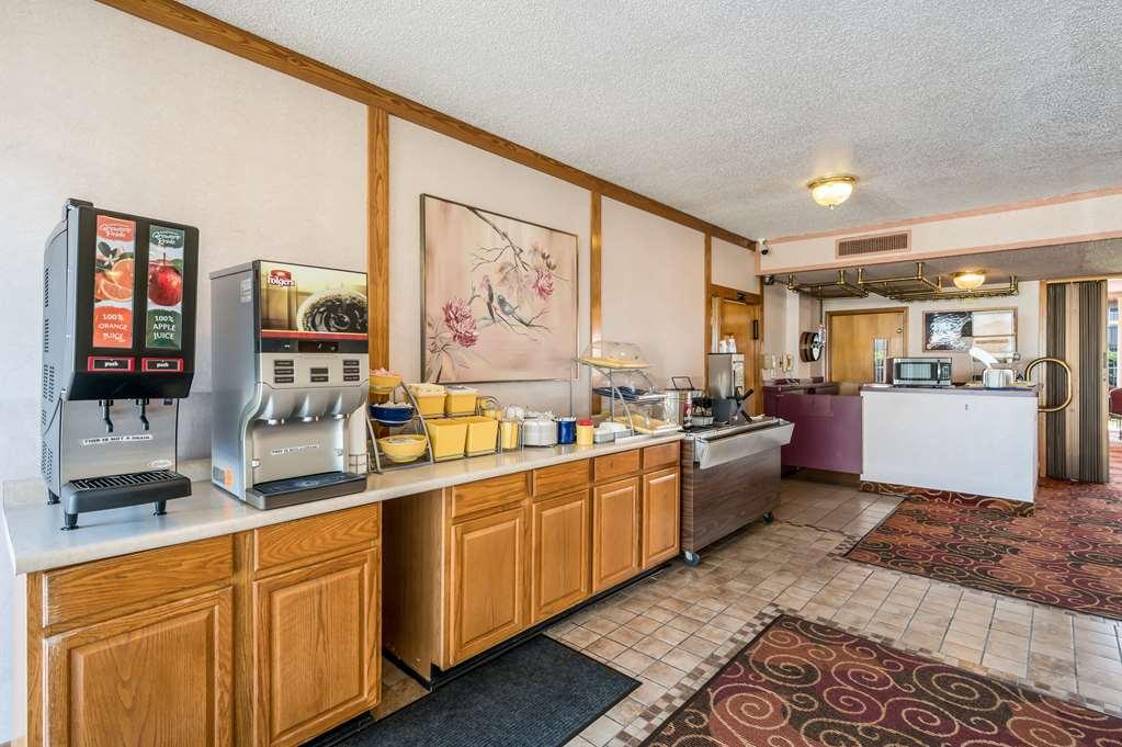 Americas Best Value Inn St. Joseph At I-29 Ресторан фото