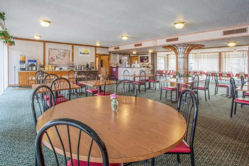 Americas Best Value Inn St. Joseph At I-29 Экстерьер фото